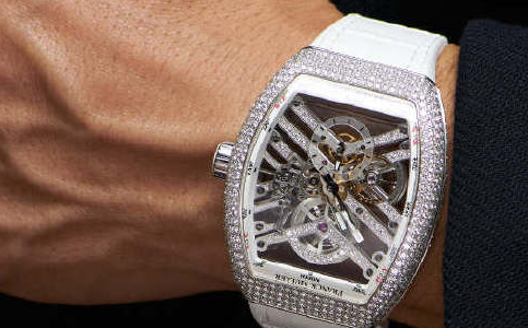 南京法穆蘭手表維修點(法穆蘭手表的售后保養)