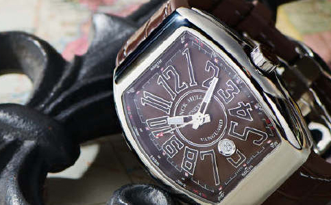 法穆蘭的長(zhǎng)春維修點(diǎn)(怎樣更換法穆蘭手表的表帶)