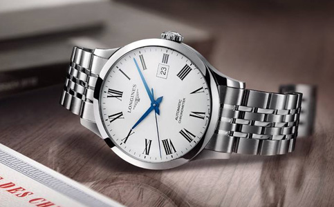 哈爾濱浪琴維修服務(調節(jié)浪琴手表的表鏈長度)