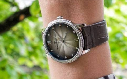 成都芝柏服務(wù)中心電話(芝柏手表維修保養(yǎng)的費用)