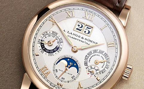 朗格全國(guó)官方售后維修中心（正確處理朗格手表臟污的方法）